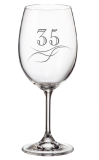 Pískovaná sklenička s číslem 35 a kamínkami Swarovski